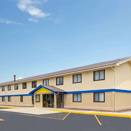 Days Inn By Wyndham Hornell Ny Eksteriør bilde